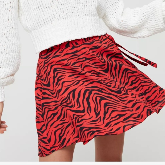 Aritzia Sunday Best
Ariel Skirt - Picture 3 of 7